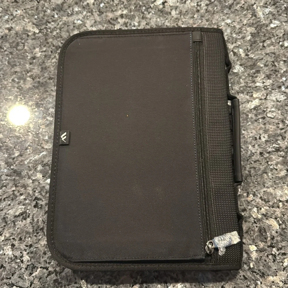 Brenthaven durable black